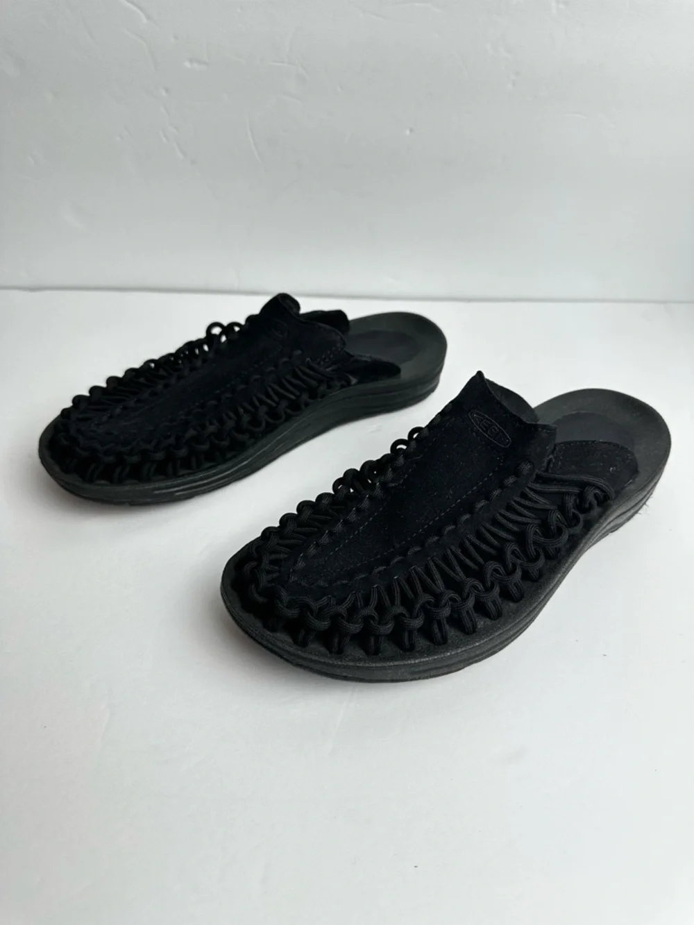Keen Uneek Slides Women's Size 6.5 EU 37 Shoes Black Open Back Paracord Gorpcore - Picture 4 of 8